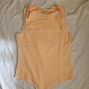 Reoria Fantasy Waves Square Neck Bodysuit Peach Salmon Size L
